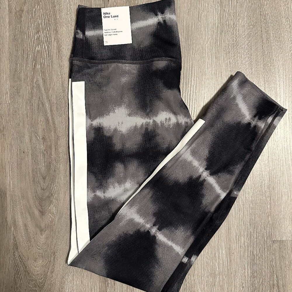 Nike One Luxe Mid Rise Legging M